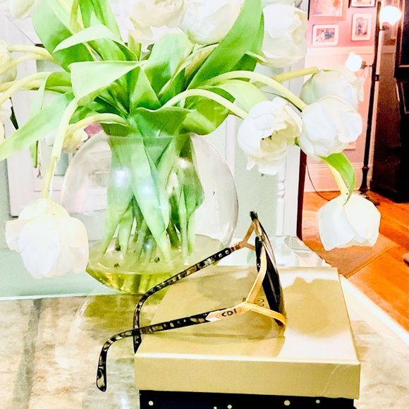 CHRISTIAN DIOR EXTRAVAGANT, GOLD  LENS FRAME  SUNGLASSES - Picture 4 of 10